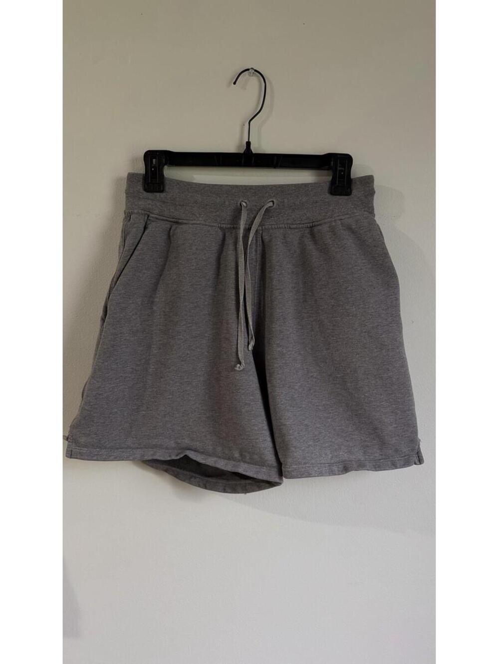 Lululemon Scuba High Rise HR Shorts, Size 8